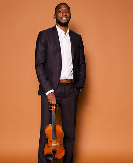 Brandon Summers Violinist